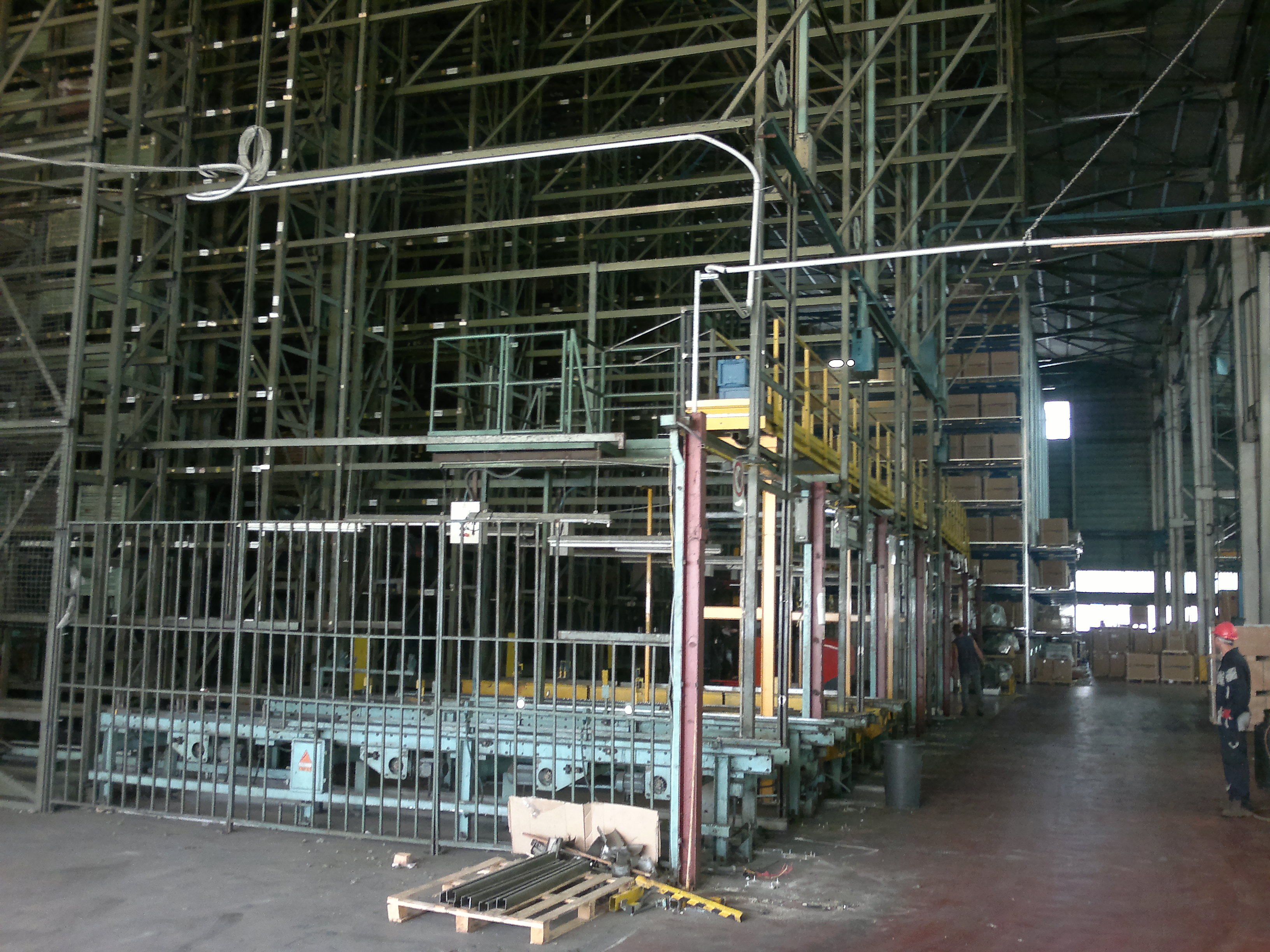 Demolizione magazzino automatico Lombardini 8 Demolizione magazzino automatico Lombardini 8