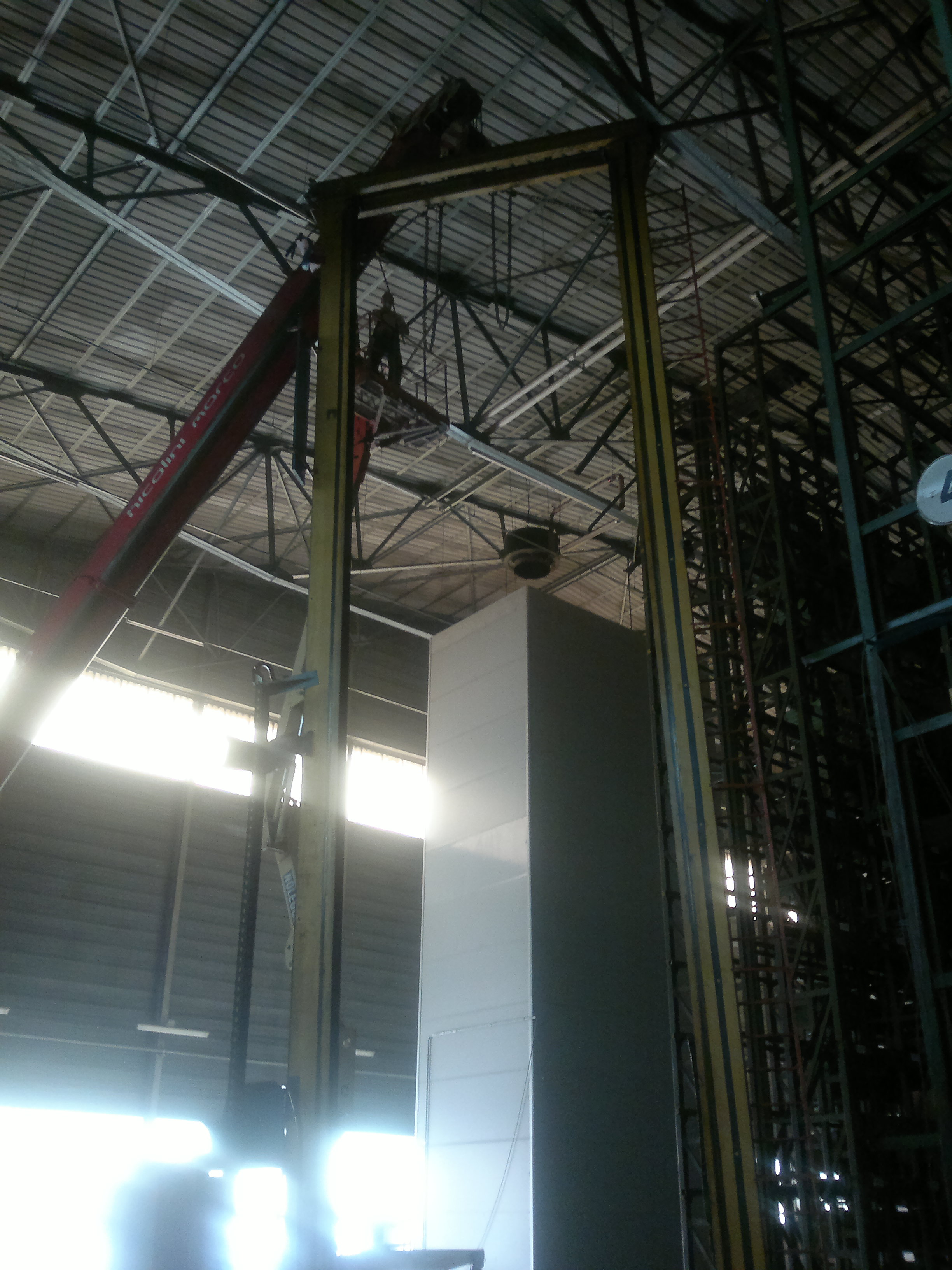 Demolizione magazzino automatico Lombardini 4 Demolizione magazzino automatico Lombardini 4